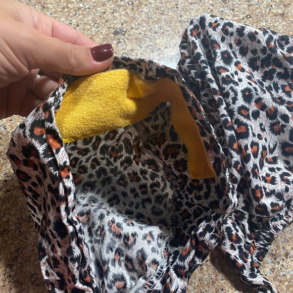 Two leopard scrub caps - Picture 2 of 3